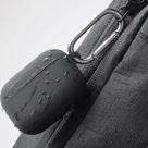 Силиконовый чехол с карабином и шнурком от потери Uniq Vencer для AirPods Pro 1-го поколения - фото 7